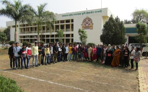 Visit to Agriculture University Parbhani