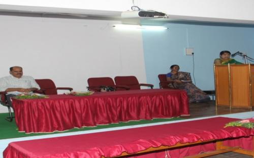 Hon’ble Principal Dr. Deepa Kshirsagar, delivering inaugural speech