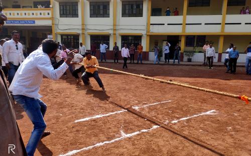 COLLEGE GATHERING TEACHING STAFF v\s NON TEACHING STAFF TUG-OF WAR COMPETITION WINNER NON TEACHING  2019\20